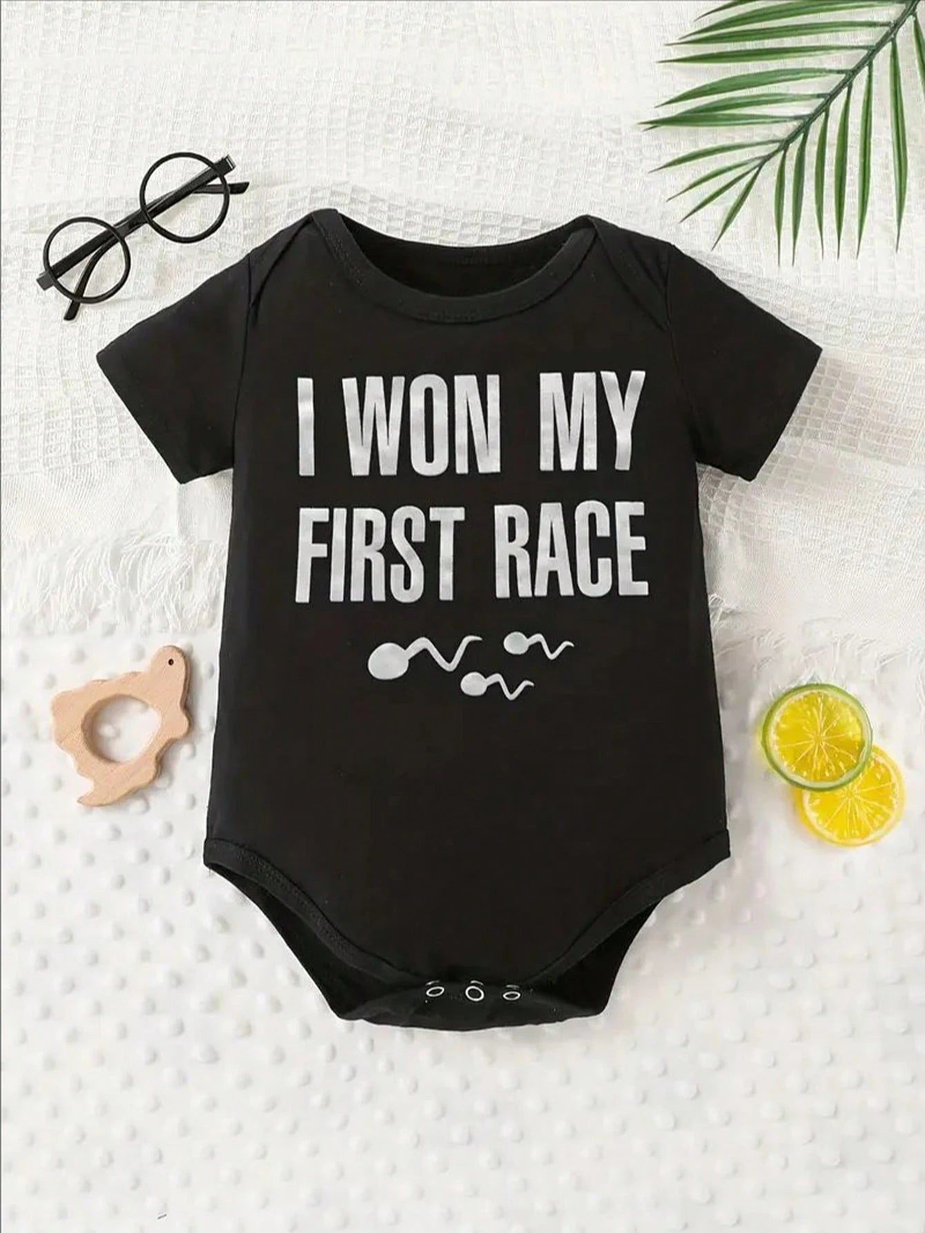 I Won My First Race Print Cute Baby Romper Boys Girls Short Sleeve Bodysuit For Photography Party, Suitable For Indoor And Outdoor Wear