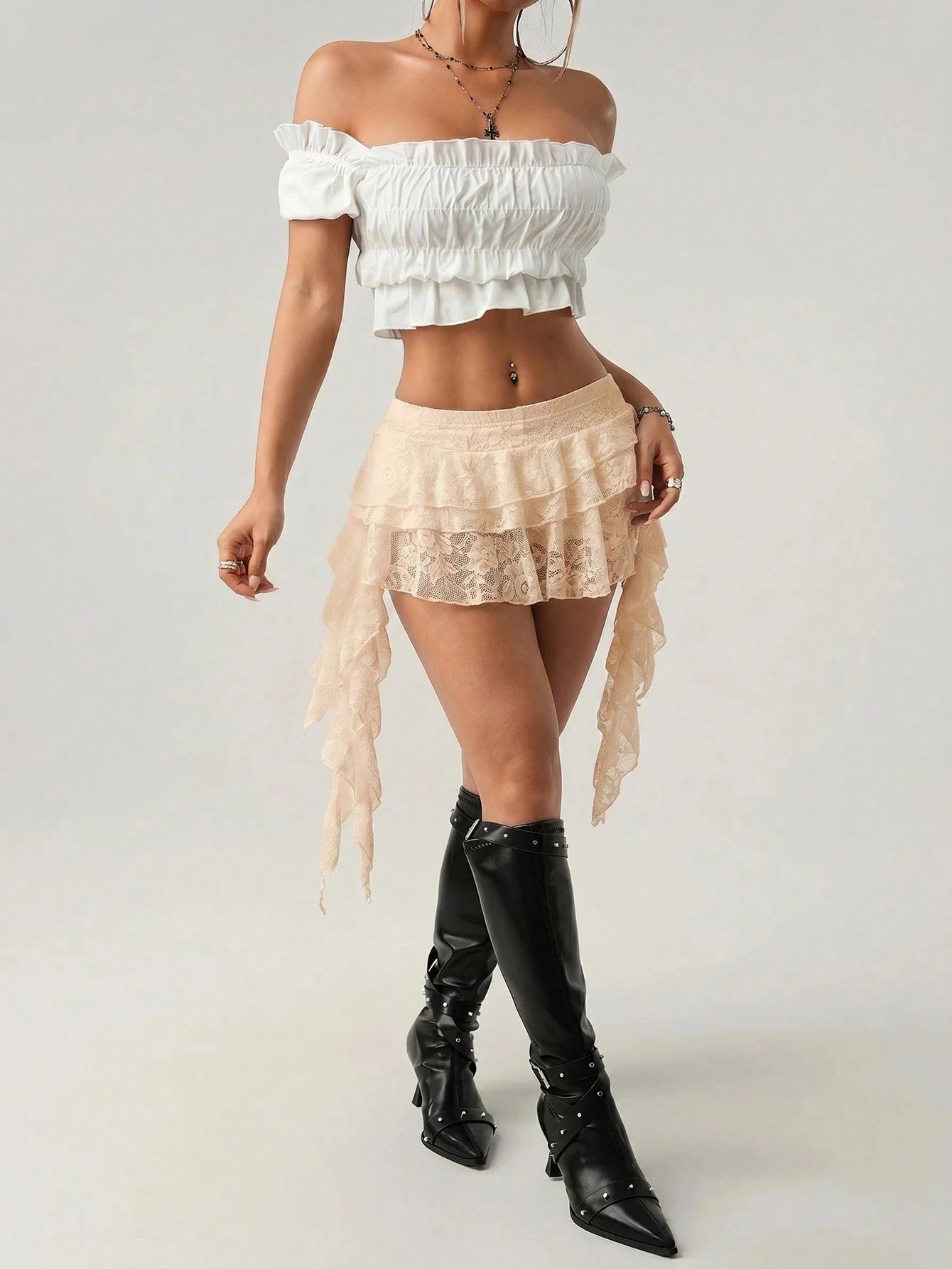 ICON Low Waist Vacation Style Casual Hot Girl White Lace Wavy Hem Skirt With Safety Shorts Anti-Exposure