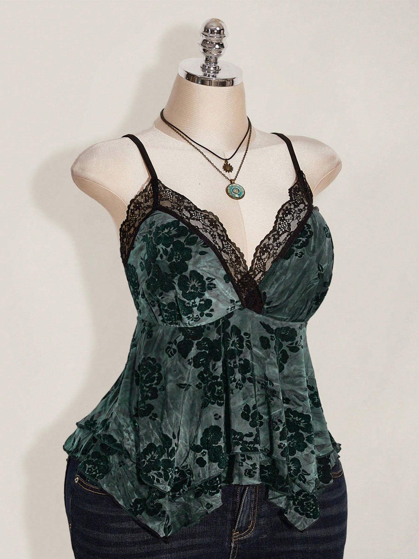 ICON Plus Size Hippie Women Lace Contrast Allover Print Asymmetric Hem Camisole Top, Suitable For Festival, Summer Vacation, Graduation And Back To School