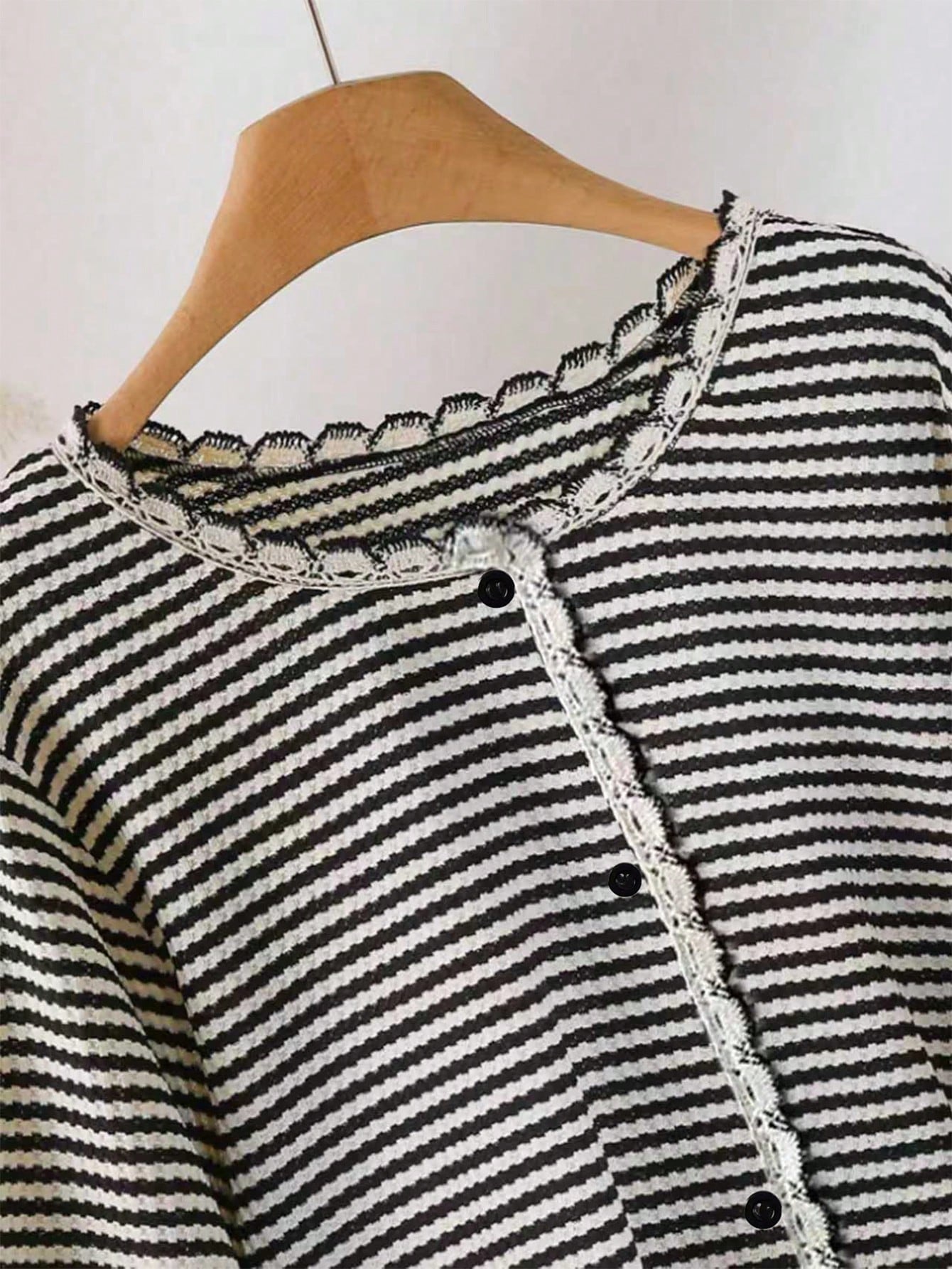 INAWLY Plus Size Women Striped & Lace Patchwork Front Button Long Sleeve Cardigan Fall
