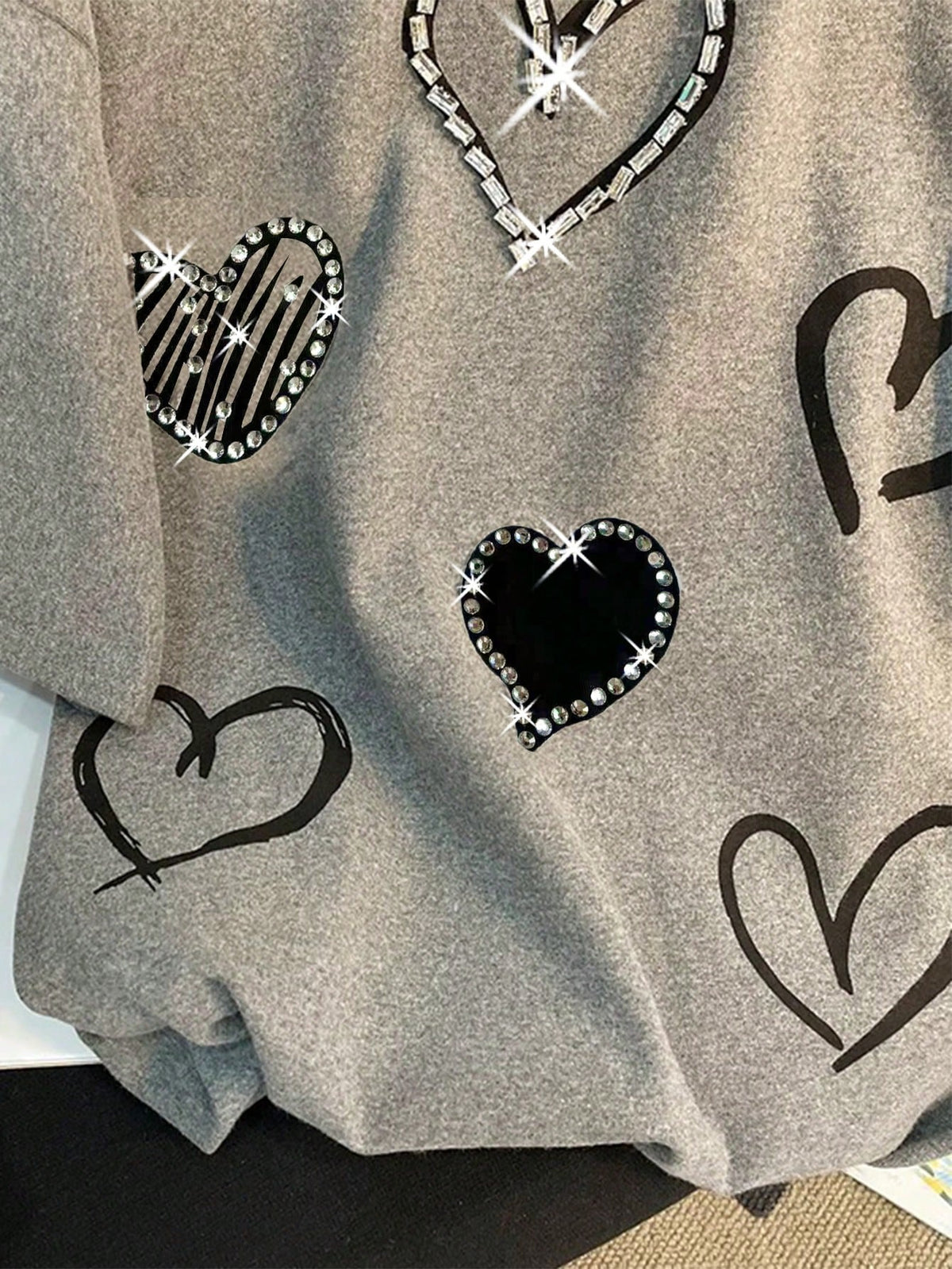 INAWLY Women Heart Print Rhinestone Crew Neck T-Shirt, Fashionable For Summer