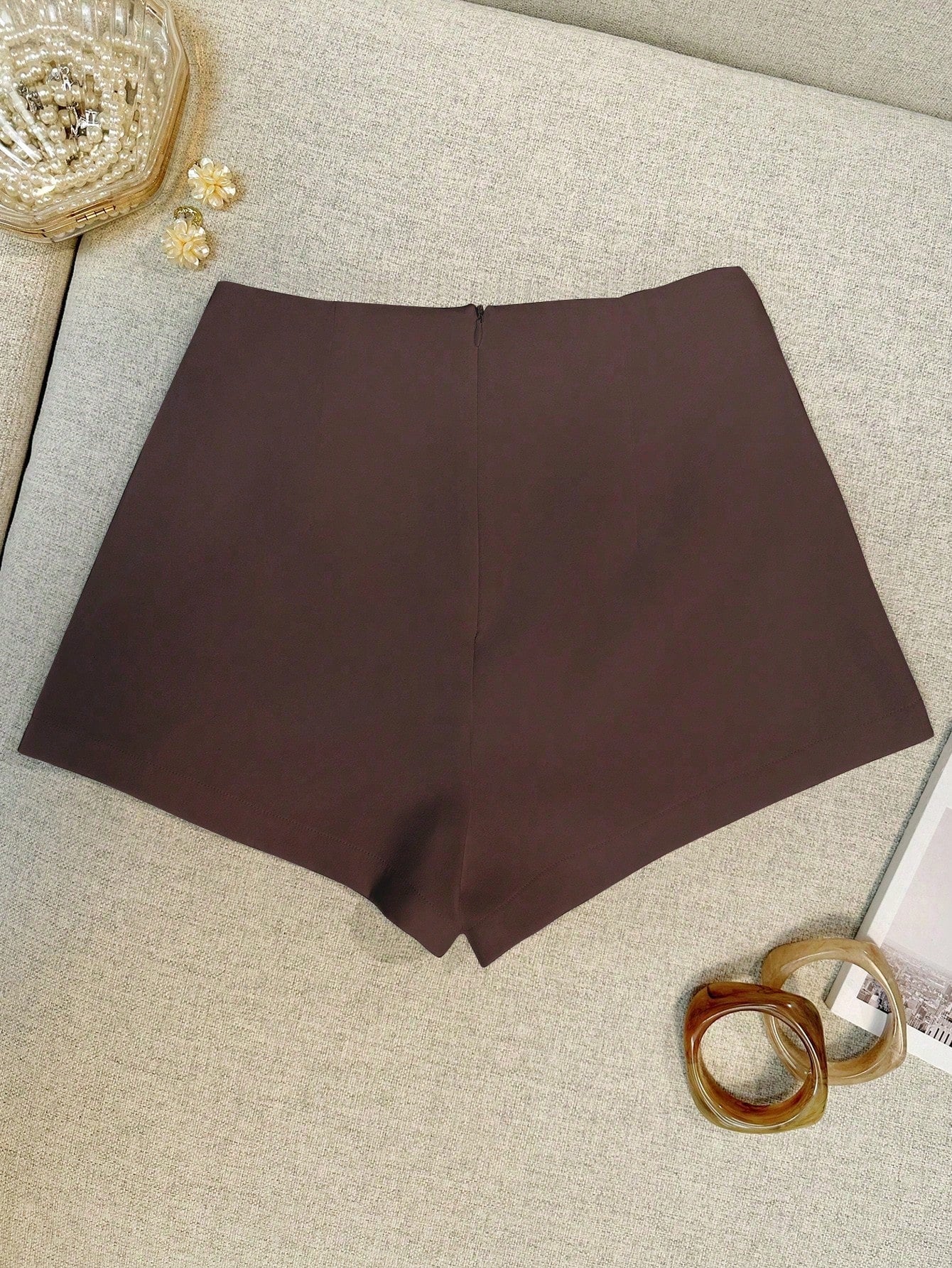INAWLY Women's Solid Color Back Zipper Design Casual Versatile Shorts