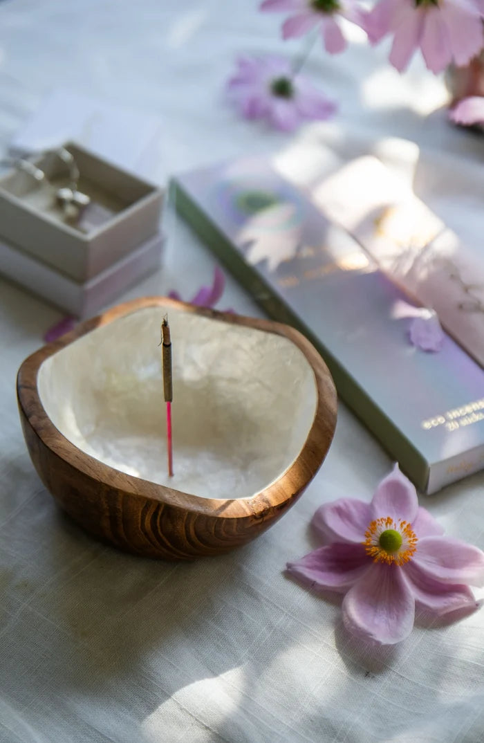 Incense Holder - Organic Shell Bowl