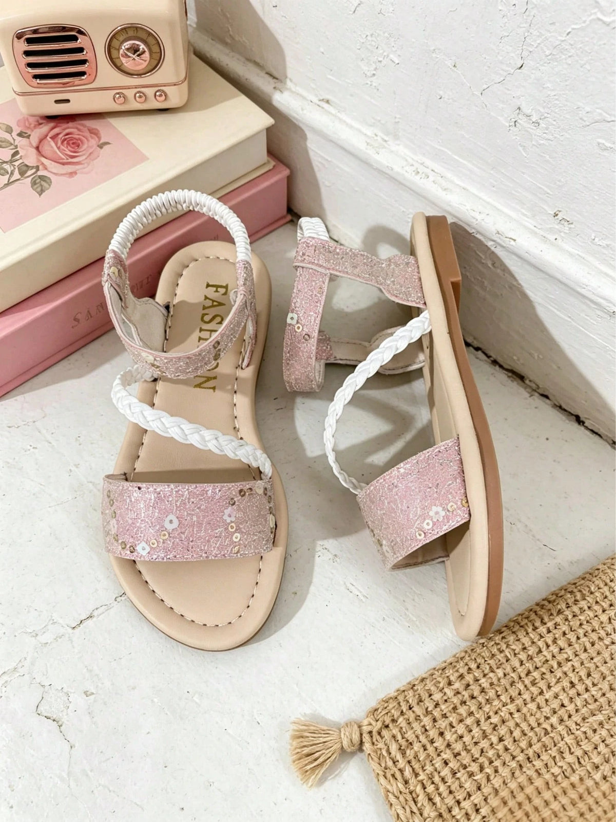 Infant & Toddler Girls' Shiny Solid Color Sequin Sandals, Round Toe Open Toe Elastic Band Slip-On Kids Shoes, Luxury Cute Fresh Style, Suitable For Boys & Girls, Home, Outdoor, School, Party, Vacation