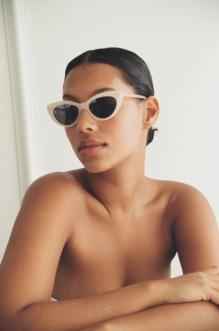 Isla | Nude