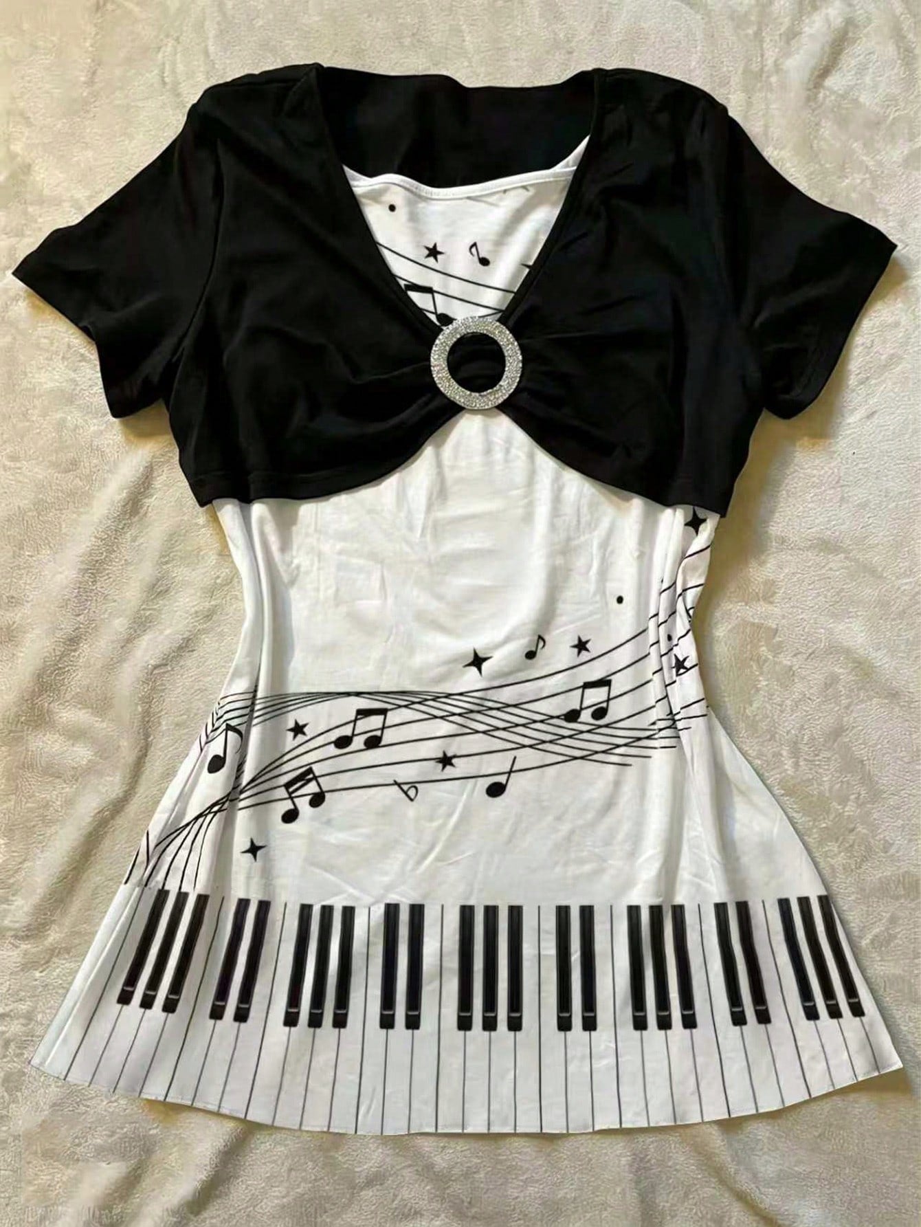 IslaSuriya Women's 2pcs Summer Y2K Retro Quirky Black White Music Note Piano Key Graphic Print Rhinestone O-Ring Shrug And Tank Top Set 2026 Going Out Clothes