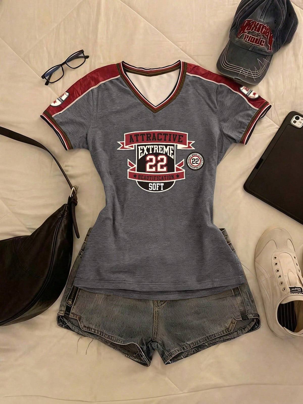 IslaSuriya Women's V-Neck Striped Letter Print Casual Versatile Daily Wear Short Sleeve T-Shirt Jersey