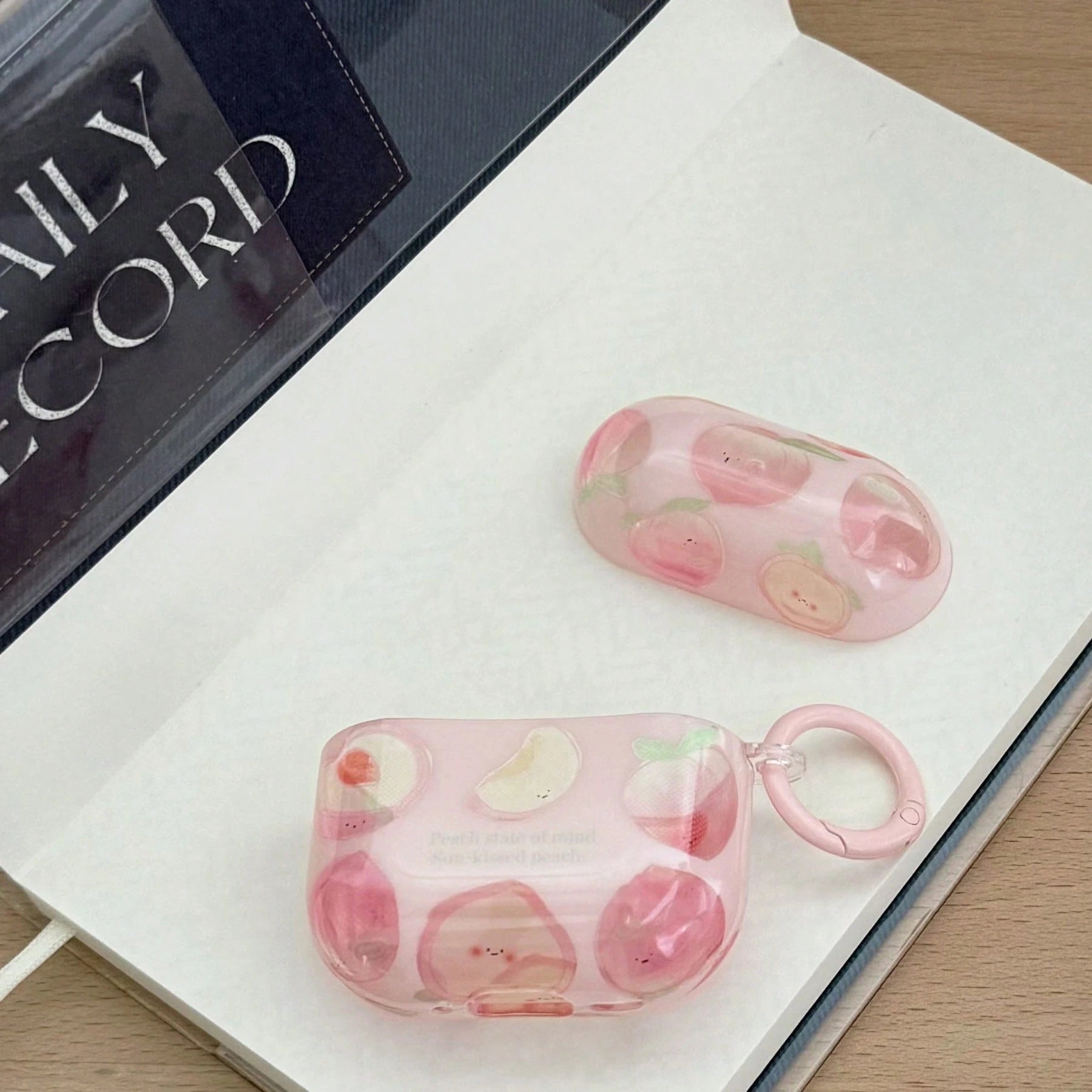 Korean Style Minimalist Peach Earphone Case Compatible With AirPods 4, Cute Earphone Cover Compatible With Apple 2, 3, New Protective Case With Pendant Compatible With Airpods Pro 3, Korean Style Earp