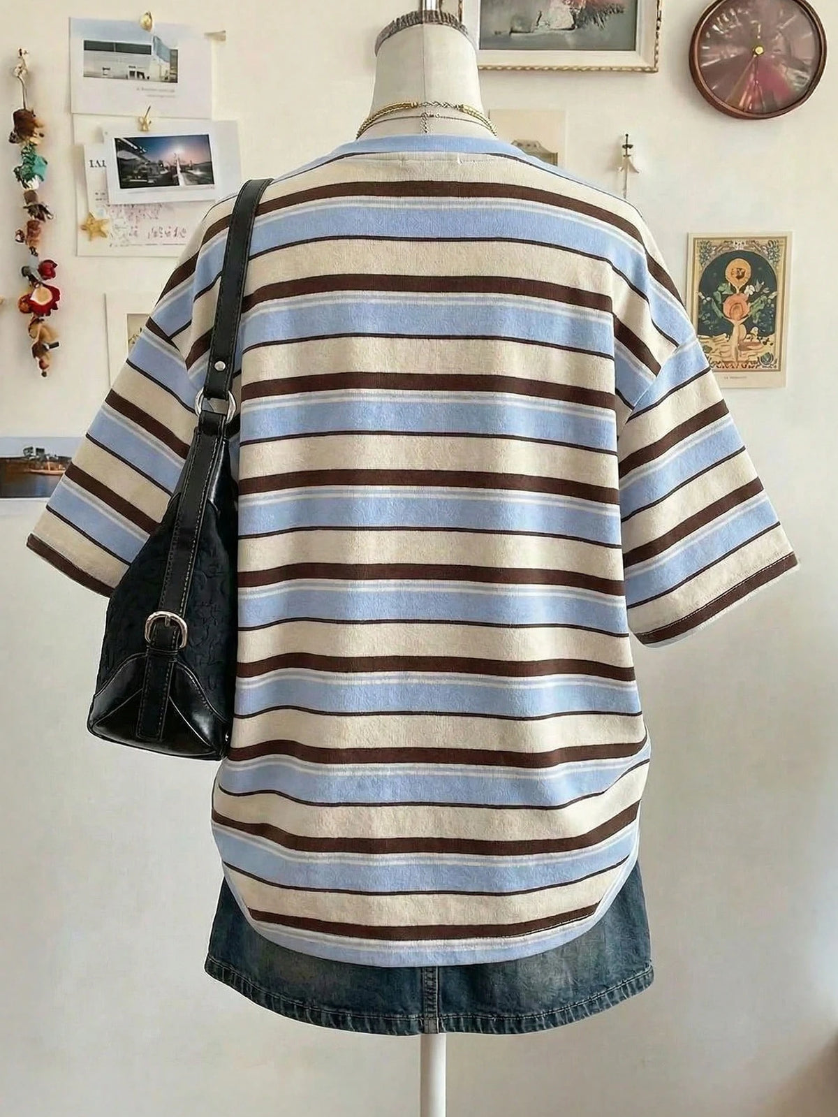 Lalippa Cat & Striped Digital Print Oversized Loose Mid-Length Round Neck Drop Shoulder Women T-Shirt, A Gift For Friends