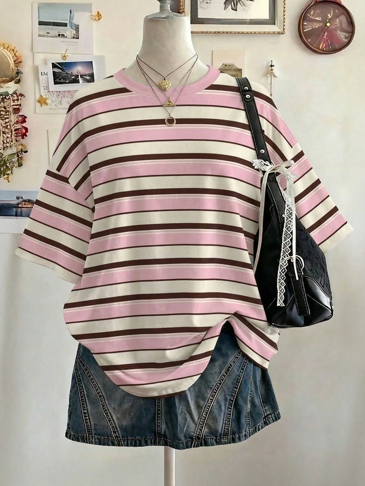 Lalippa Cat & Striped Digital Print Oversized Loose Mid-Length Round Neck Drop Shoulder Women T-Shirt, A Gift For Friends
