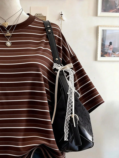 Lalippa Striped Digital Silver Fox Design Minimalist Plus Size Women Long Round Neck Drop Shoulder T-Shirt, Gift For Friends