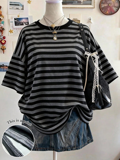 Lalippa Striped Digital Silver Fox Design Minimalist Plus Size Women Long Round Neck Drop Shoulder T-Shirt, Gift For Friends