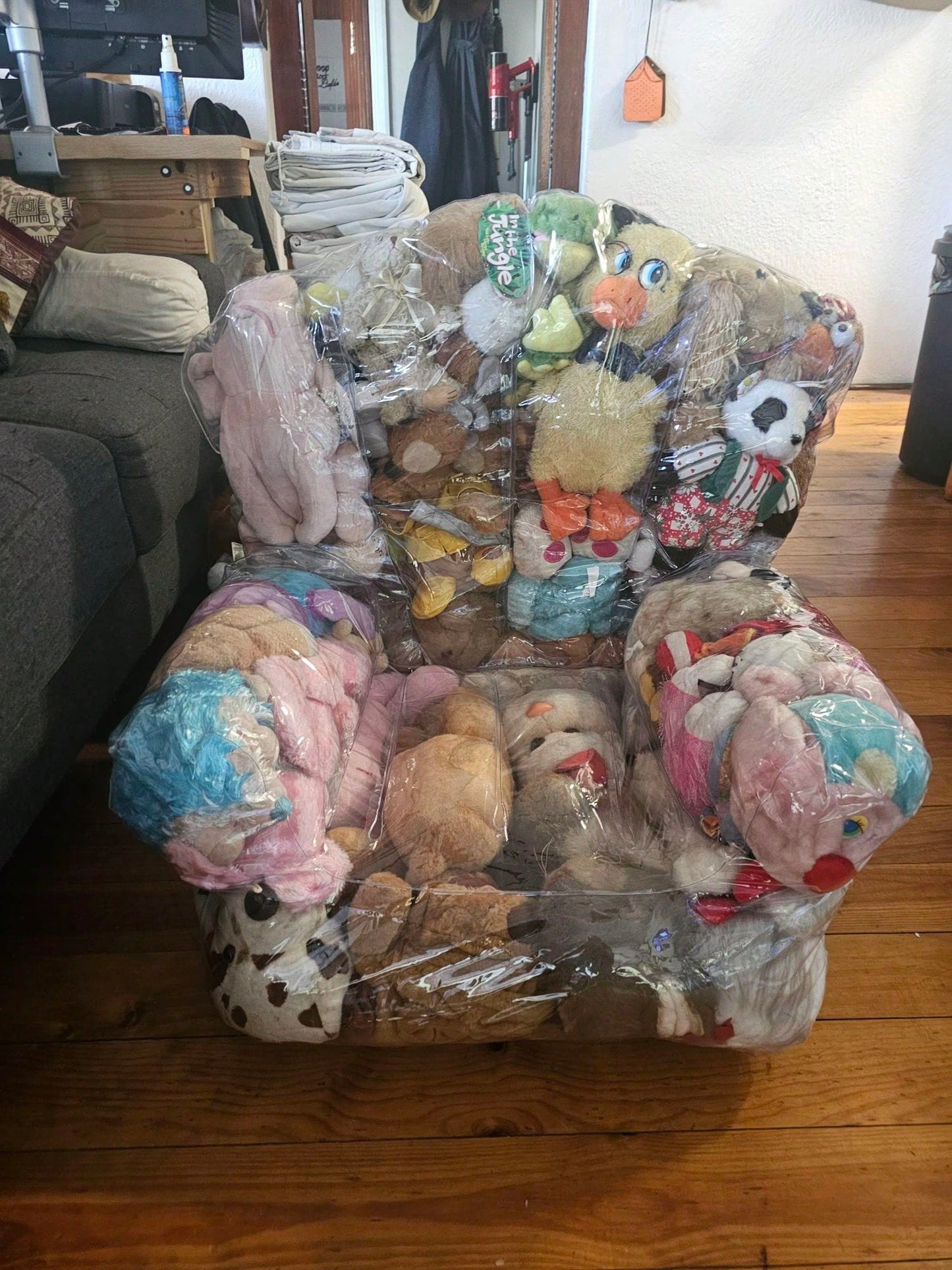 Large Capacity Sofa Storage Bag DIY Doll Storage Bag, Space-Saving Multi-Functional Storage Bag With Transparent Visible Plastic Storage Compartments