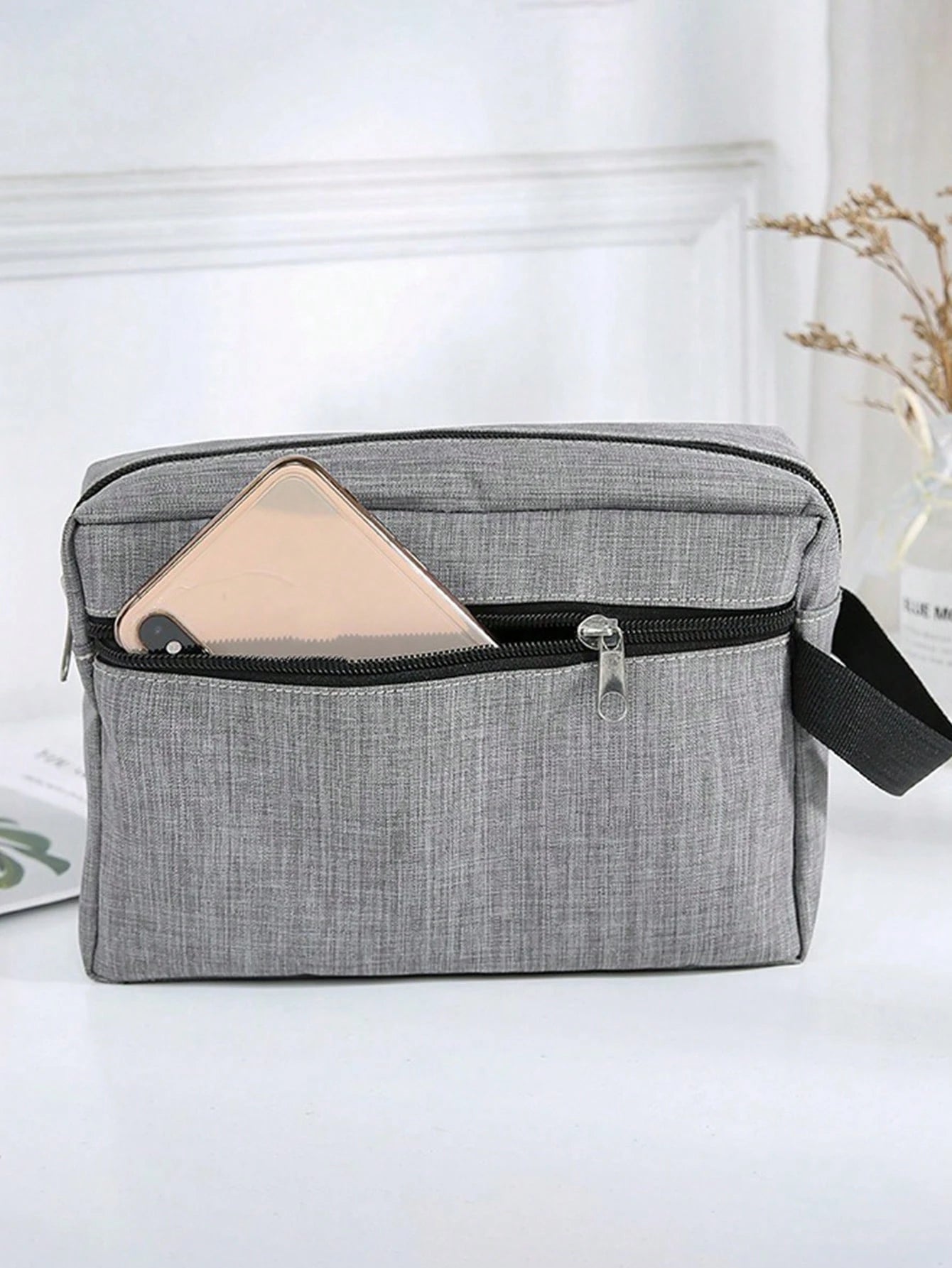 Large Capacity Travel Makeup & Toiletries Organizer Bag- Lightweight Cosmetic Storage Box With Letter Print, Suitable For Men & Women, Zippered Makeup Bag, Daily Travel Handbag
