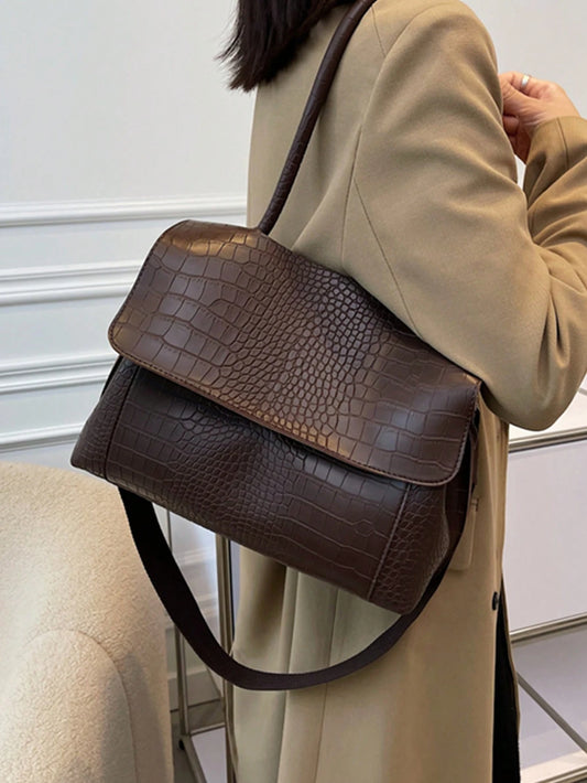 Large Capacity Vintage Casual Tote Bag For Women With Multi-Layered Compartments, Crocodile Embossed Flap Cover, Adjustable Shoulder Strap, Suitable For Commuting And Outdoor Travel, Autumn, Retro Ins