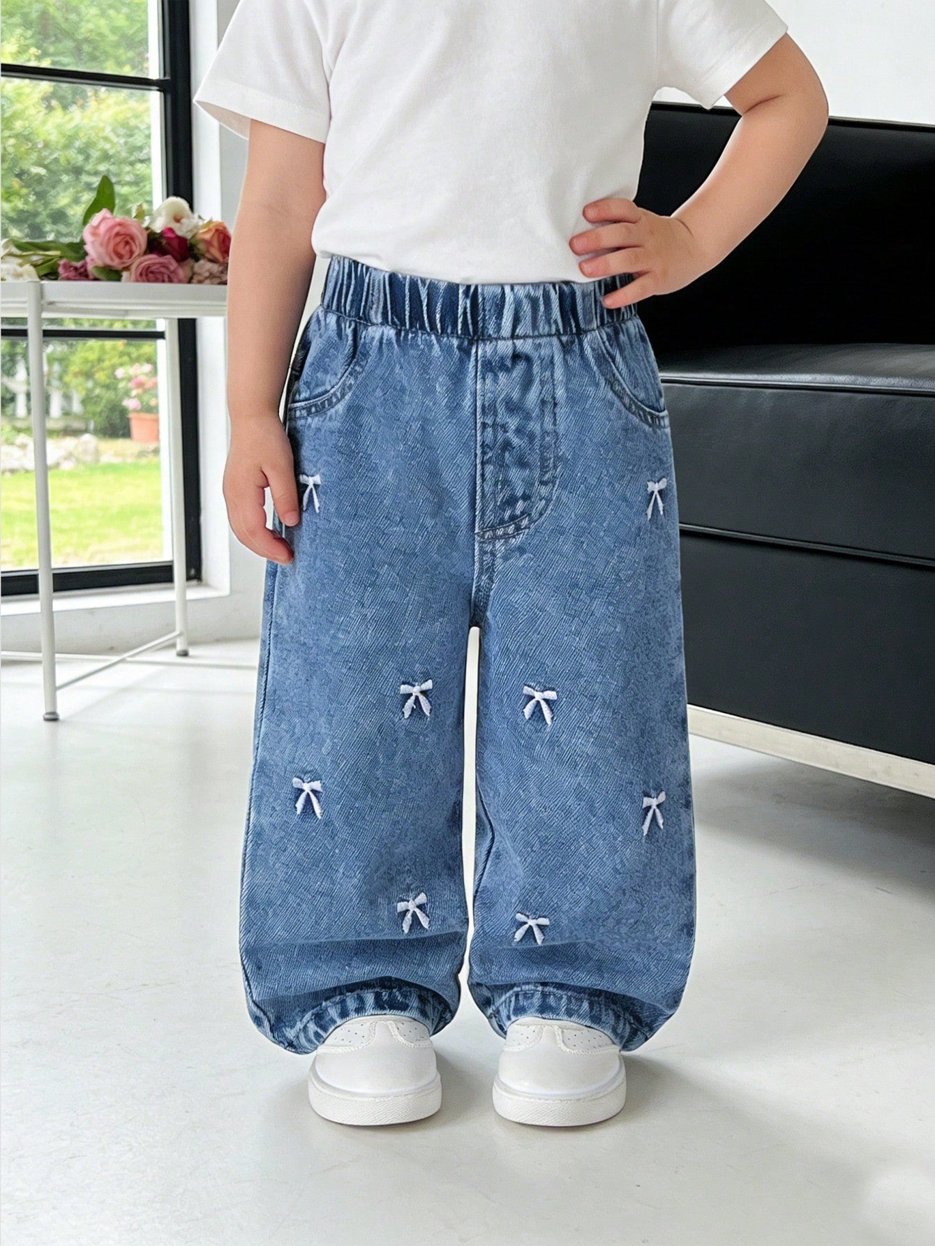 Light Blue Autumn Baby Girl Cute Cross Applique Straight Leg Jeans,Back-To-School Cute Modest Denim,Vintage Distressed Academic Style Outfit