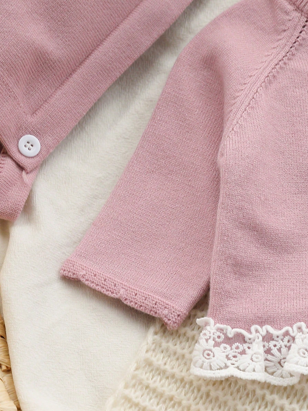 Light Pink Newborn Baby Girl Outfit Set With Lace Trim Sweater,Footed Pants&Knit Hat,Cute Autumn Long Sleeve Pink Bow Baby Set For Baby Shower