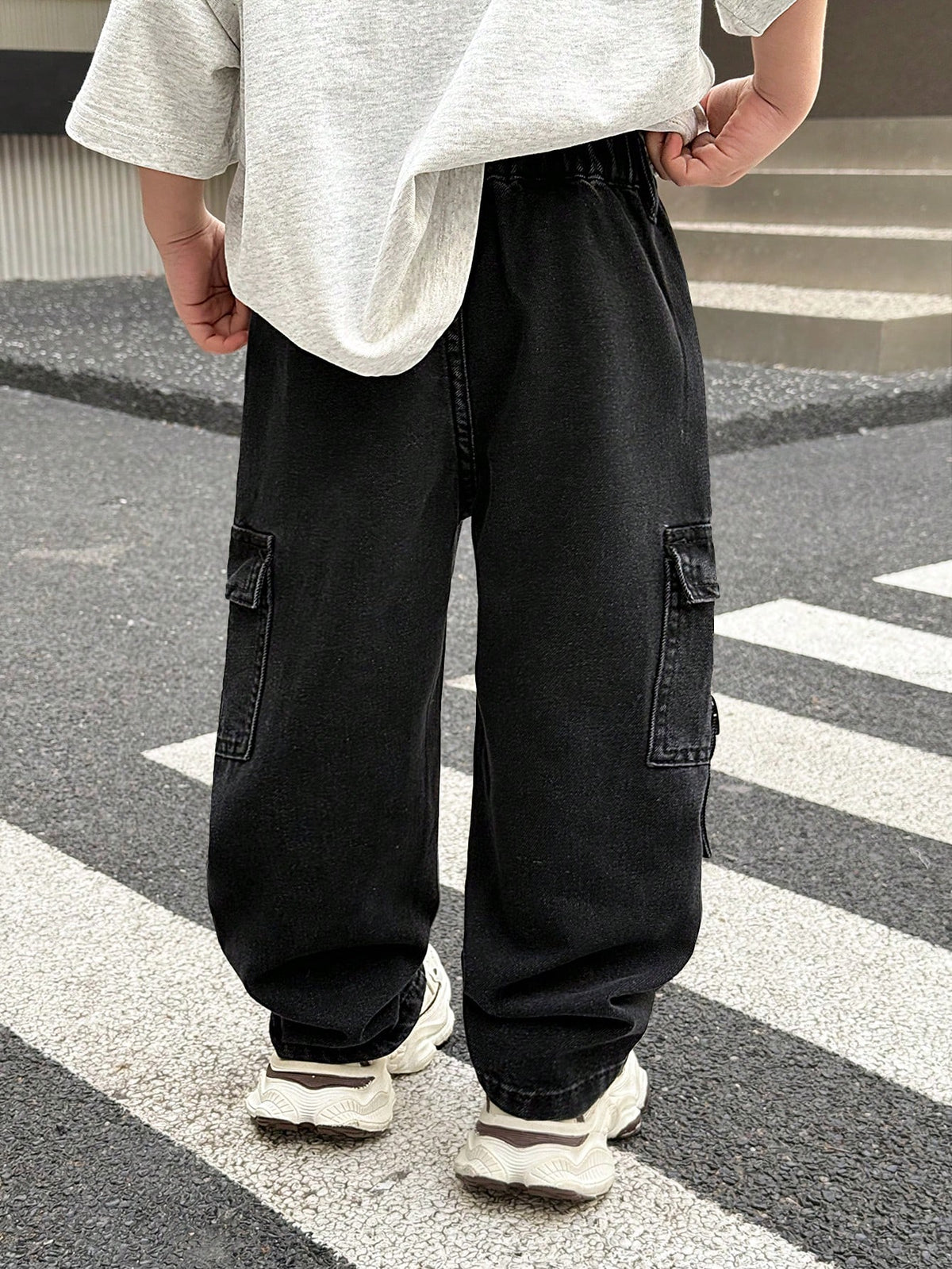Little Byeori Young Boy Fashionable Distressed Washed Baggy Loose Fit Black Denim Pants With Cargo Pocket, Leisure And Versatile For Kids Streetwear Spring