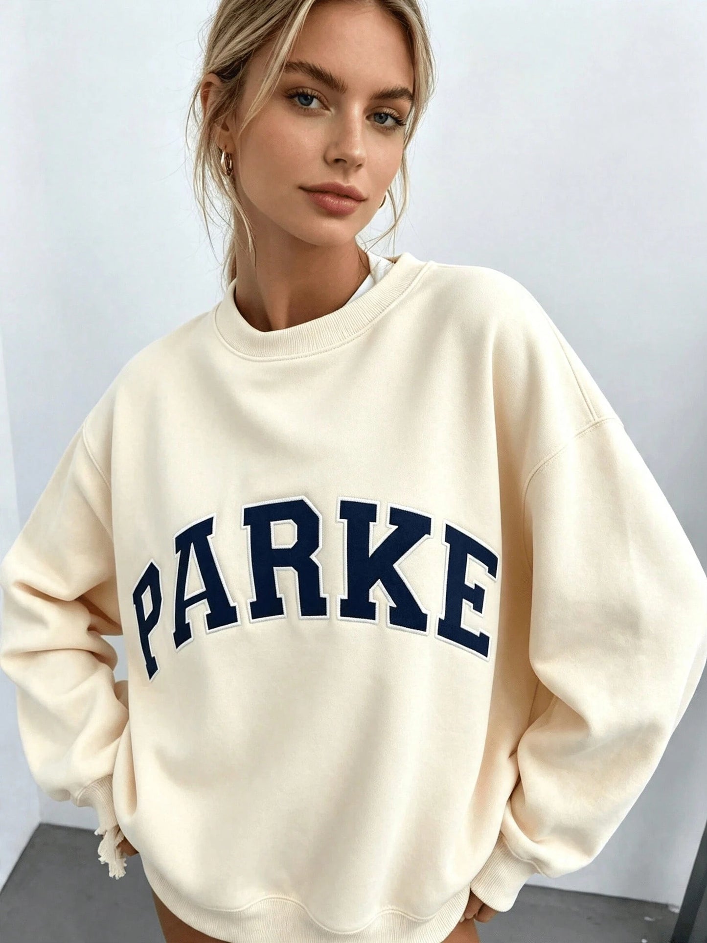 Loose Fit Crewneck Sweatshirt For Women, Oversized PARKE Letter Print Long Sleeve Casual Pullover, Fall Airport Travel Outfits Clothing