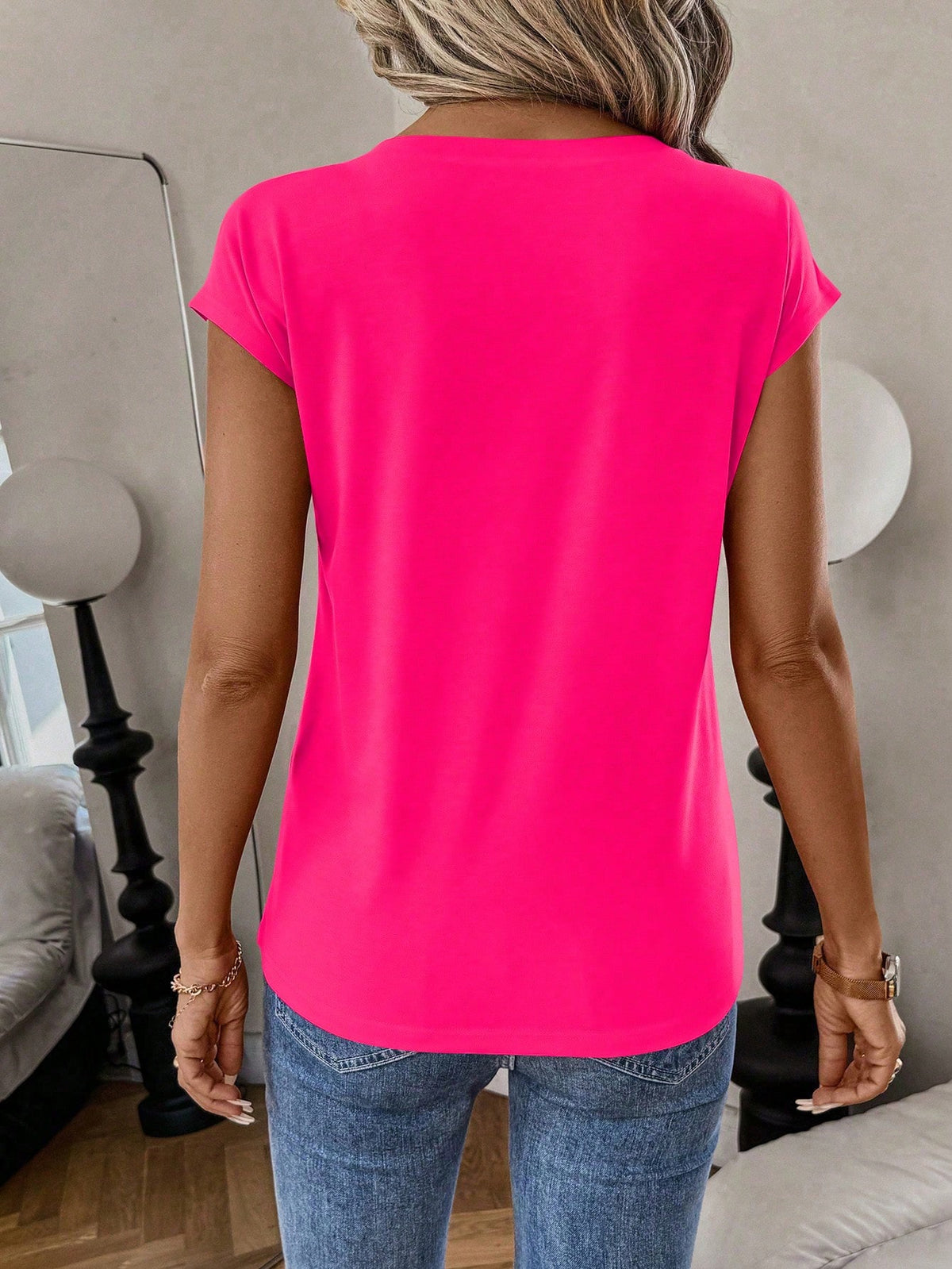 Louniche Women's Solid Color V-Neck Batwing Sleeve Casual Versatile T-Shirt