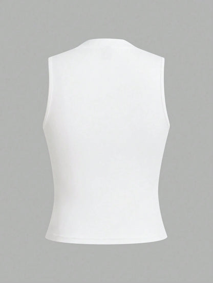 LUNE 3pcs Women Crew Neck Form-Fitting Camisole, Basic Summer Essentials Back To School,Casual Minimalist Basic Everyday Daytime Black Beige White