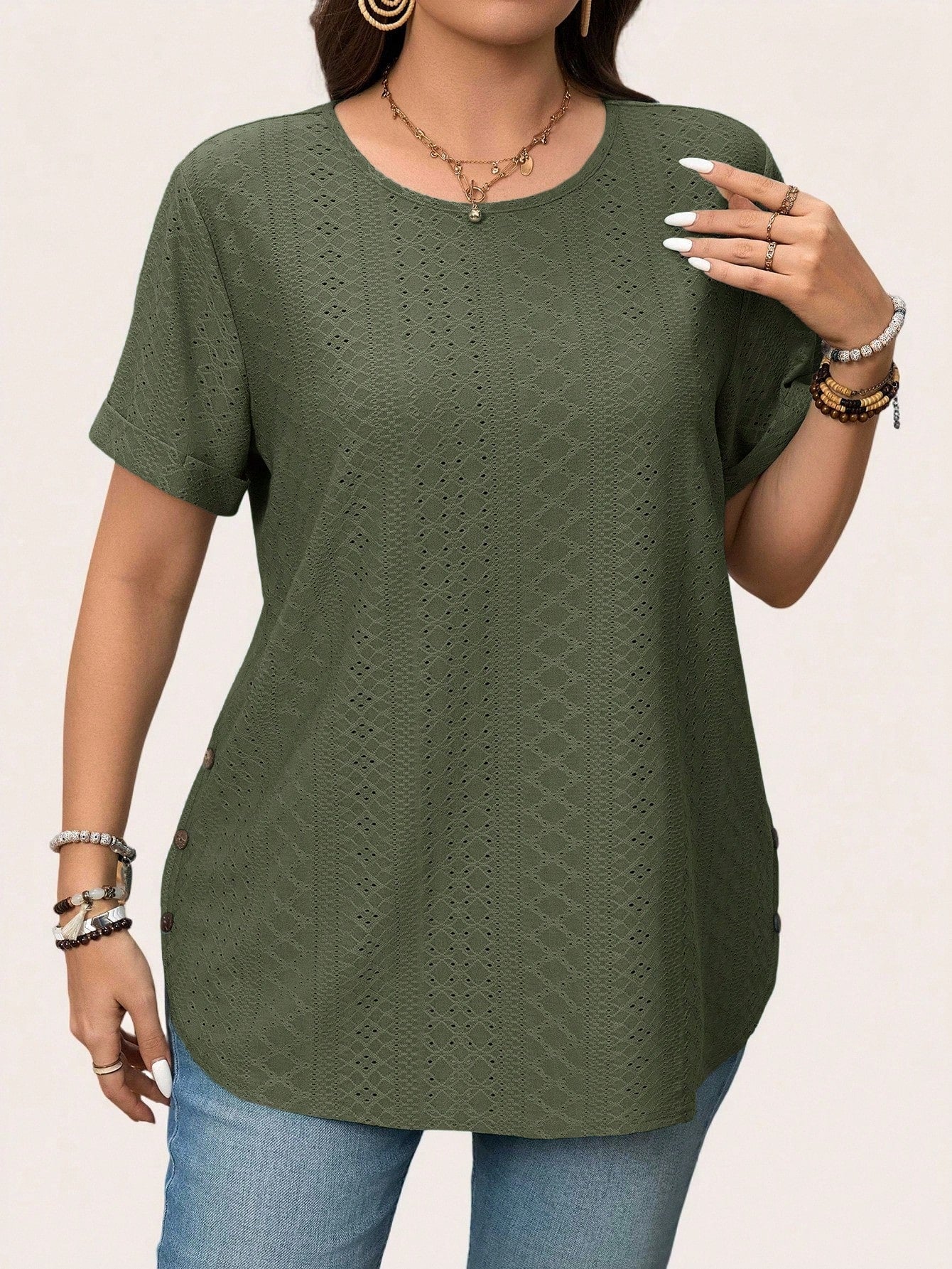 LUNE Plus Size Solid Color Round Neck Short Sleeve Casual T-Shirt
