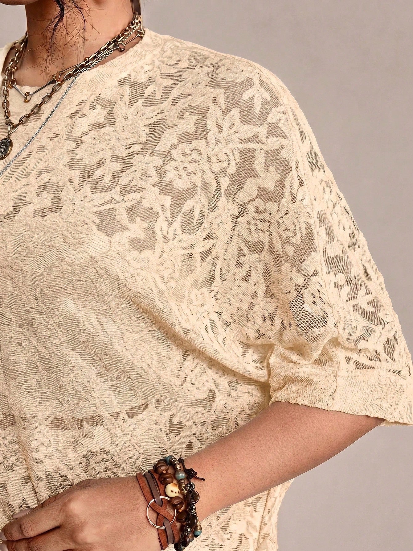 LUNE Plus Size Women Sheer Lace Batwing Sleeve T-Shirt, Versatile Fall