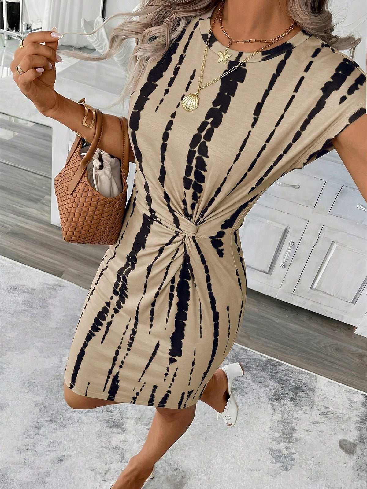 LUNE Women's Casual Sequence Twist Patterned All-Over Print Fitted Dress,Summer Dresses For Women,Dresses For Women Elegant Brunch Black