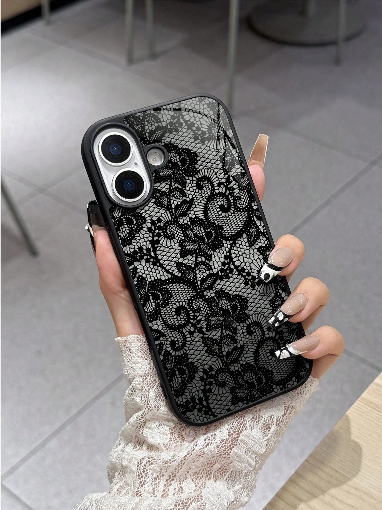 Luxury Black Lace Fashion Shockproof Phone Case Black Lace Pattern Fashion Phone Cases With Its Exquisite Lace Pattern Every Detail Comes Alive As If The Texture Of Real Lace Has Been Perfectly Replic