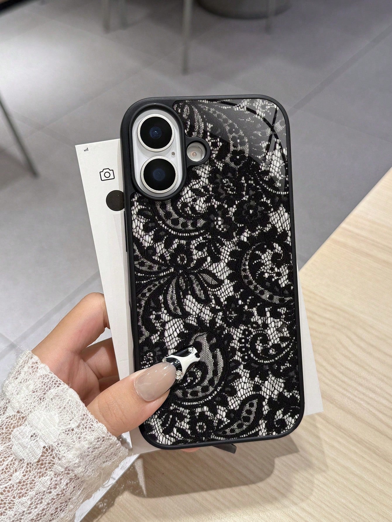 Luxury Black Lace Fashion Shockproof Phone Case Black Lace Pattern Fashion Phone Cases With Its Exquisite Lace Pattern Every Detail Comes Alive As If The Texture Of Real Lace Has Been Perfectly Replic