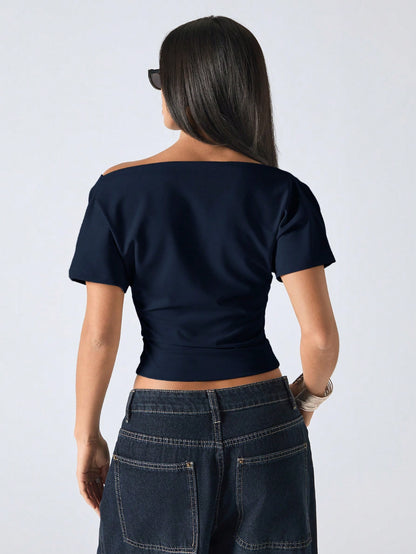 LYSMO 2026 Women's Elegant Navy Blue Summer Top,Minimalist Short Sleeve Fitted Round Neck Casual Shirt For Date Night,Fashionable Outdoor Carnival Clothing