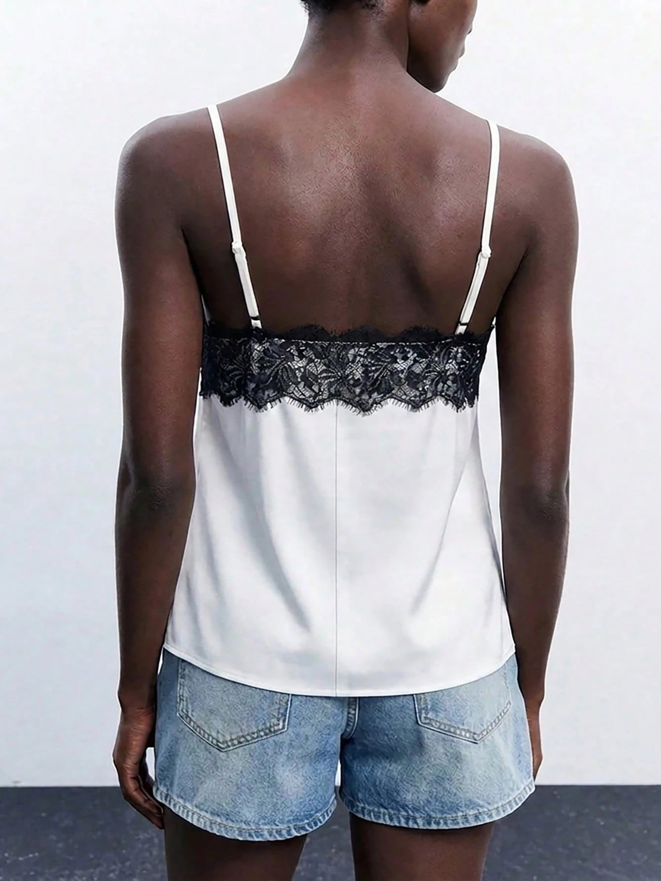 Maija Women's Black And White Elegant Lace Cami Top, Chic Comfortable Strap Summer Night Vacation Business Casual Party Top Autumn Halloween