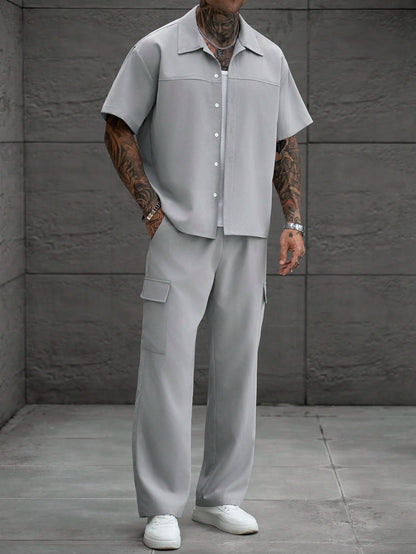 Manfinity Homme Men's Plus Size Light Gray Short Sleeve Shirt & Cargo Pants Set