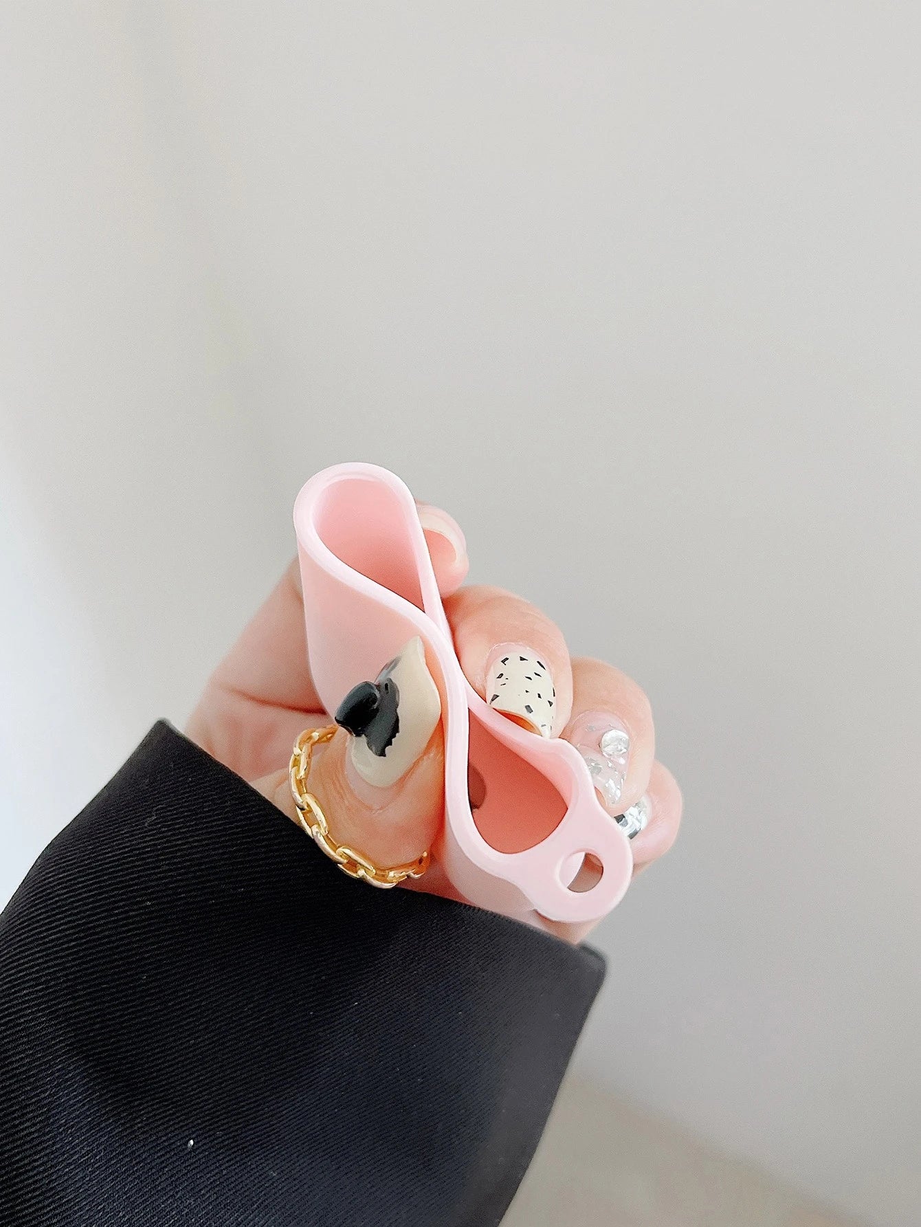 Matte Pink Bluetooth Earphone Case, Comes With 1 Earphone Case Hook, Compatible With Earbud Case, Headphones, Earbud Pro 3 Case, Earbud Pro (2nd Generation), Earbud 3, Earbud Pro, Earbud1/2, Earbud 4