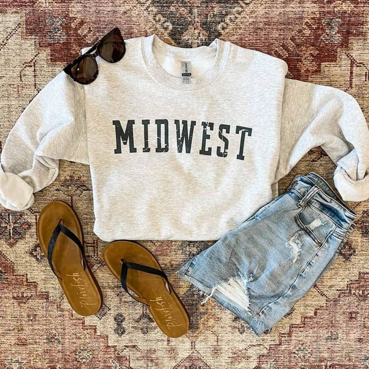 Midwest Classic Crewneck Sweatshirt- Ash Grey Swearshirt. Winter Clothes For Women-Long Sleeve Tops