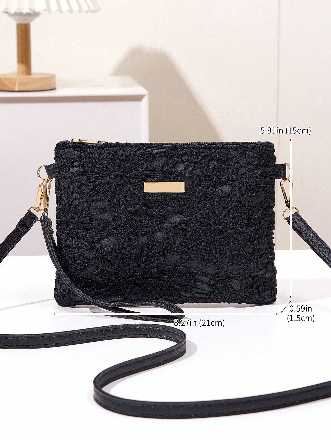 Mini Hollow Floral Woven Beach Bag, Wristlet, Coin Purse, Shoulder Bag, Women's New Multi-Function Compact Unique Square Shoulder Bag