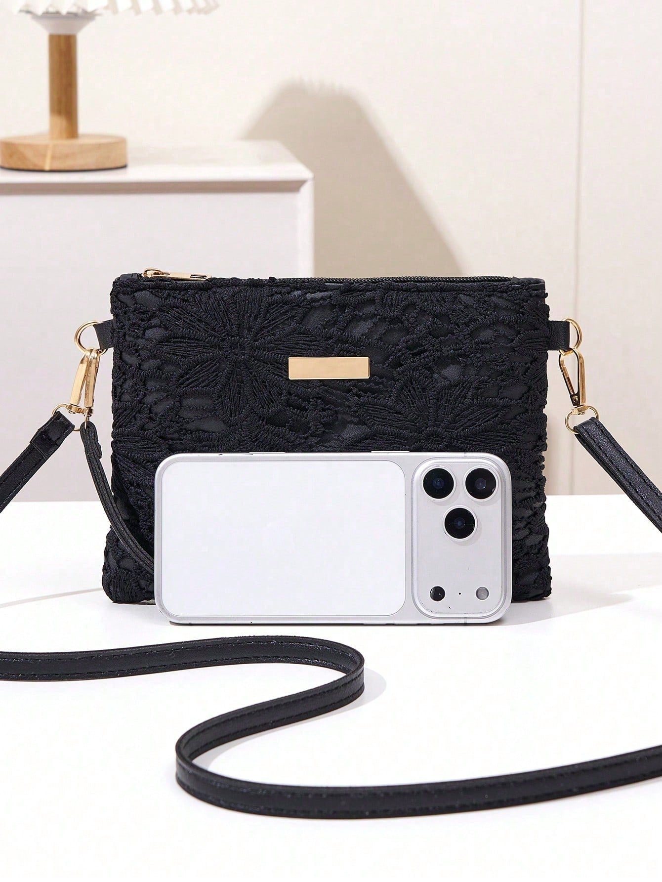 Mini Hollow Floral Woven Beach Bag, Wristlet, Coin Purse, Shoulder Bag, Women's New Multi-Function Compact Unique Square Shoulder Bag