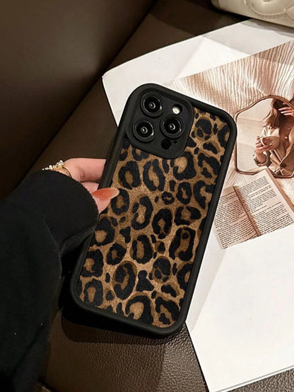 Minimalist Luxury Black Zebra Print Beige Zebra Print Textured Fashion Phone Cases Wrist Strap Compatible With IPhone 17 Pro Max/17 Pro/17 Air/17/16 Pro Max/16/16 Pro/16 Plus/16e/15/15 Plus/15 Pro/15