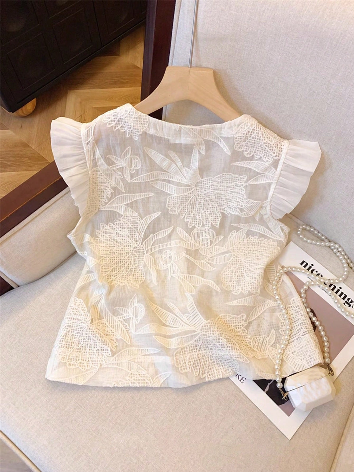 Muvela Women Round Neck Single Breasted Jacquard Cap Sleeve Fashion Blouse, Summer Casual Elegant