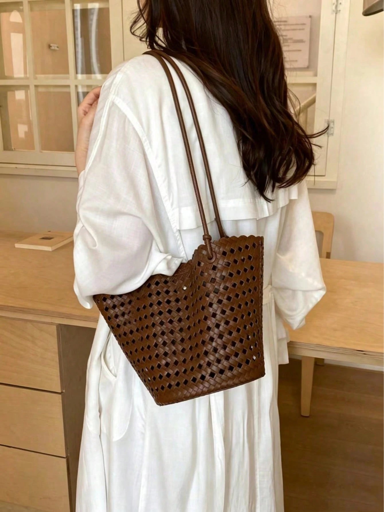 New Plaid Woven Bucket Bag, Fashionable Versatile Handheld Shoulder Bag, Commuter Essential, Work To Weekend