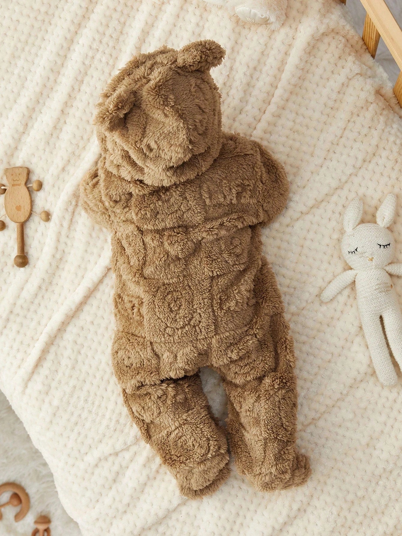 Newborn Baby Boy/Girl Cute Cartoon Print Fleece Hooded Footie Jumpsuit Suitable For Autumn & Winter, Indoor & Outdoor