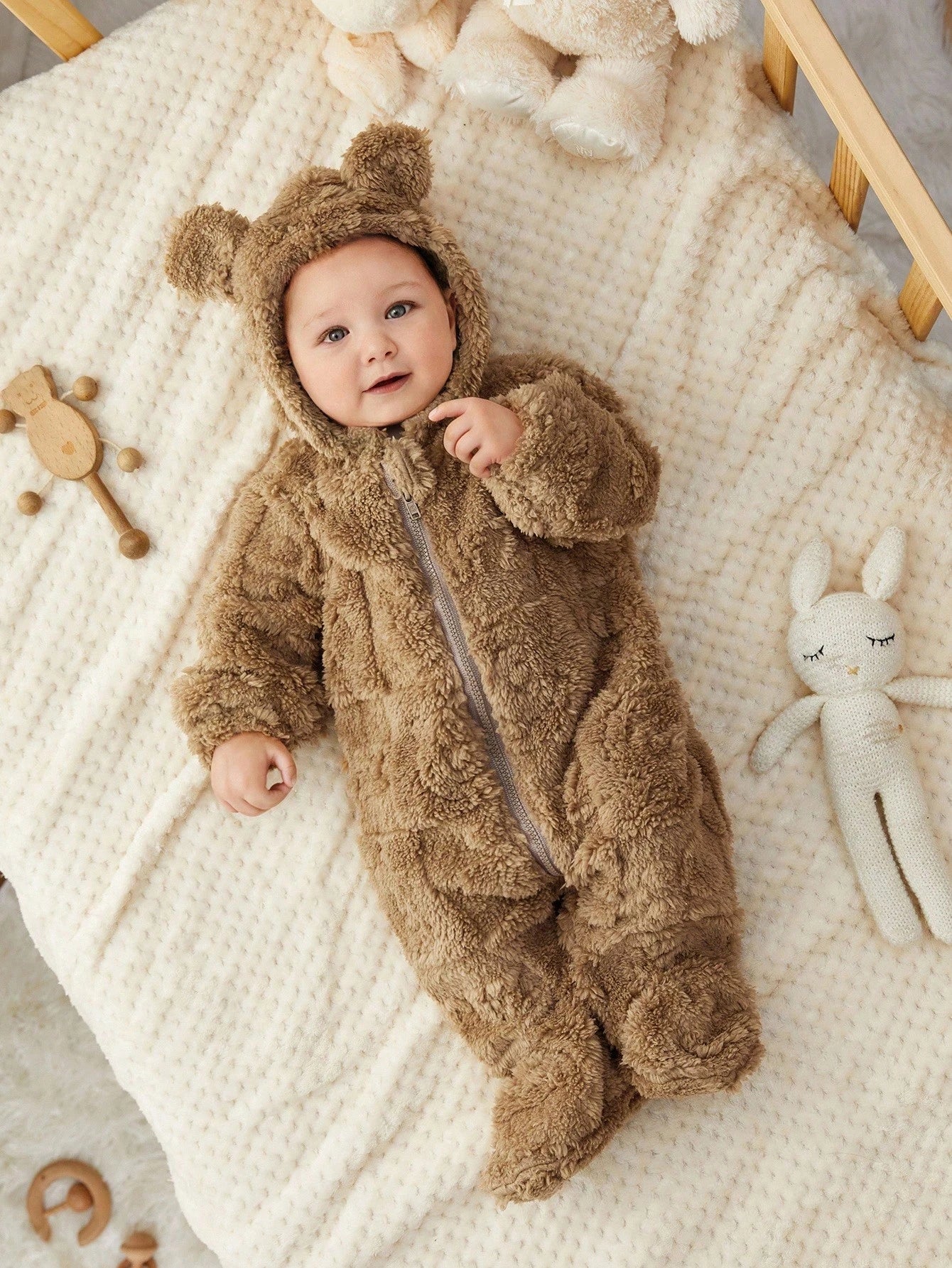 Newborn Baby Boy/Girl Cute Cartoon Print Fleece Hooded Footie Jumpsuit Suitable For Autumn & Winter, Indoor & Outdoor