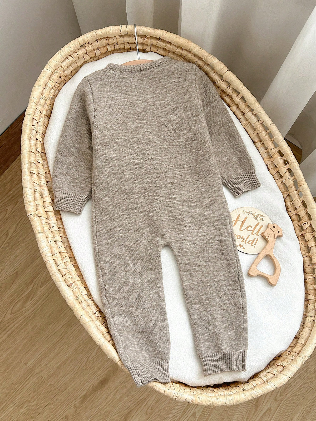 Newborn Baby Girl Autumn/Winter Cute Cartoon Pattern Long Sleeve Sweater Romper