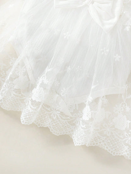 Newborn Baby Girls Summer All White Sweet Princess Lace Bow Floral Embroidery Sleeveless Romper Dress Cute Elegant Christening Baptism Dress Outfit
