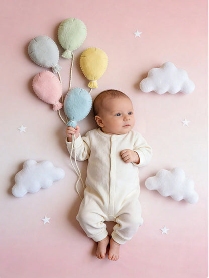Newborn Photography Props INS Style Felt Balloon Cloud Set Baby Full Month 100 Days Photo Decoration Almond Cookie Colorful Kids Room Decor