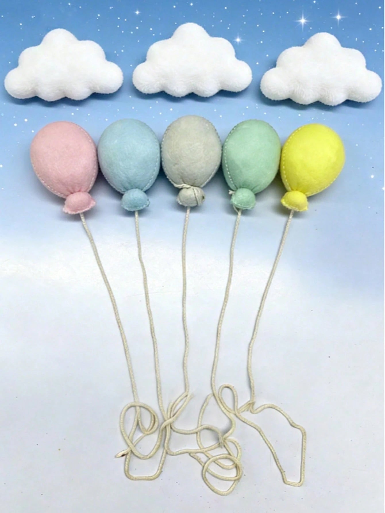 Newborn Photography Props INS Style Felt Balloon Cloud Set Baby Full Month 100 Days Photo Decoration Almond Cookie Colorful Kids Room Decor