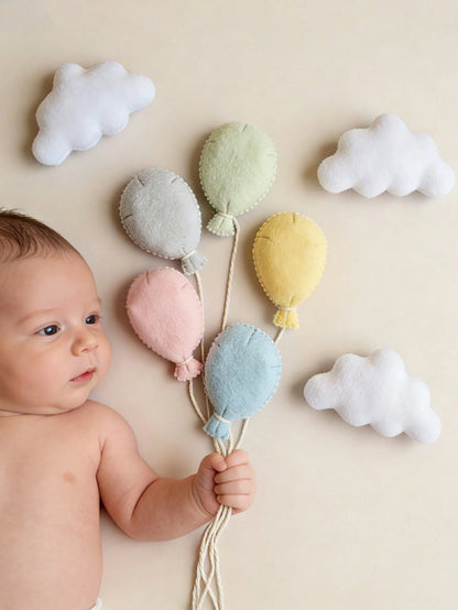Newborn Photography Props INS Style Felt Balloon Cloud Set Baby Full Month 100 Days Photo Decoration Almond Cookie Colorful Kids Room Decor