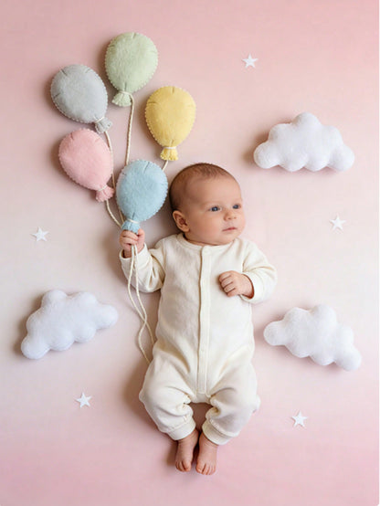 Newborn Photography Props INS Style Felt Balloon Cloud Set Baby Full Month 100 Days Photo Decoration Almond Cookie Colorful Kids Room Decor