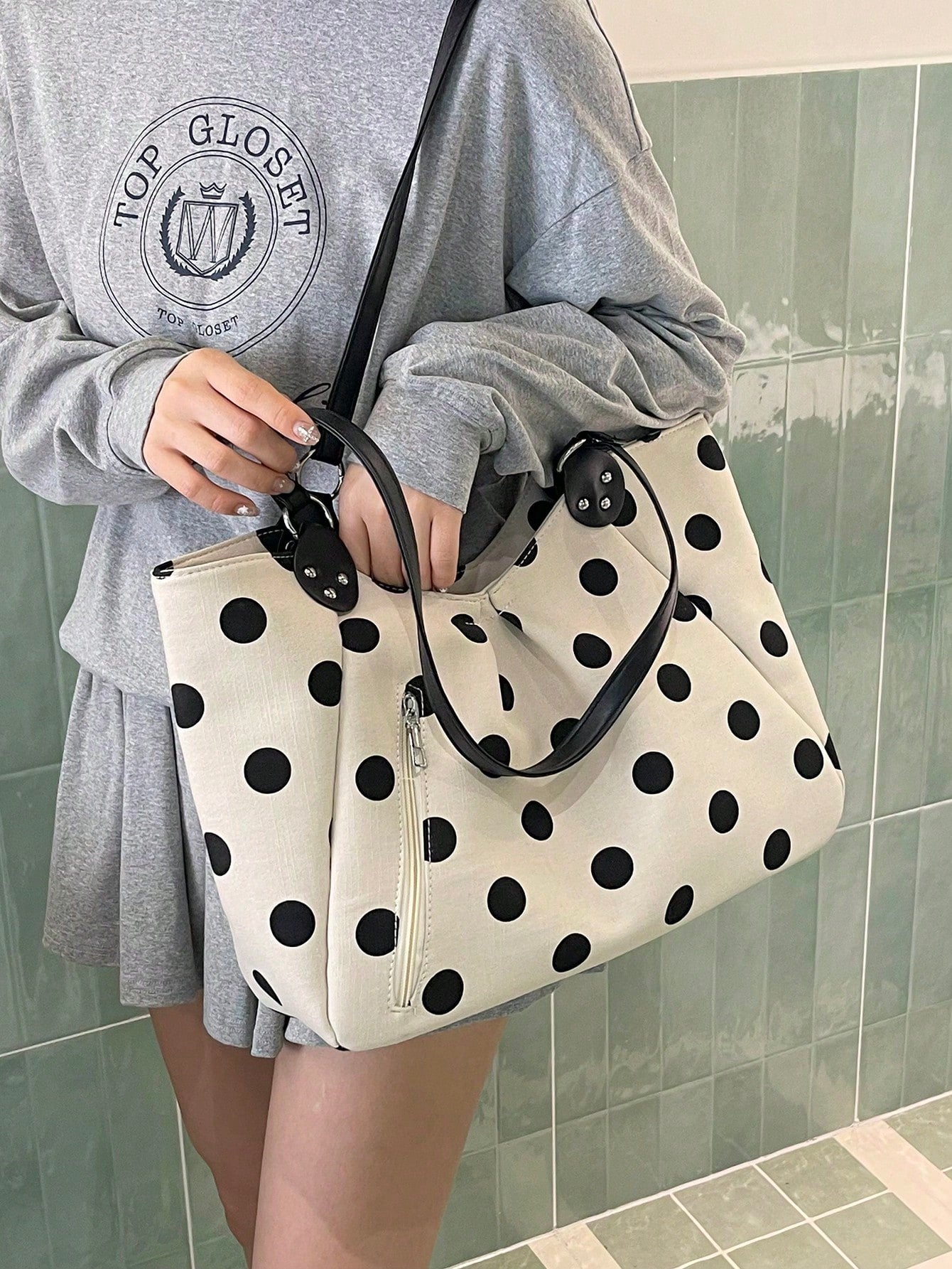 Niche Polka Dot Tote Bag For Women, New Casual Large Capacity Shoulder Bag For Students And Commuting