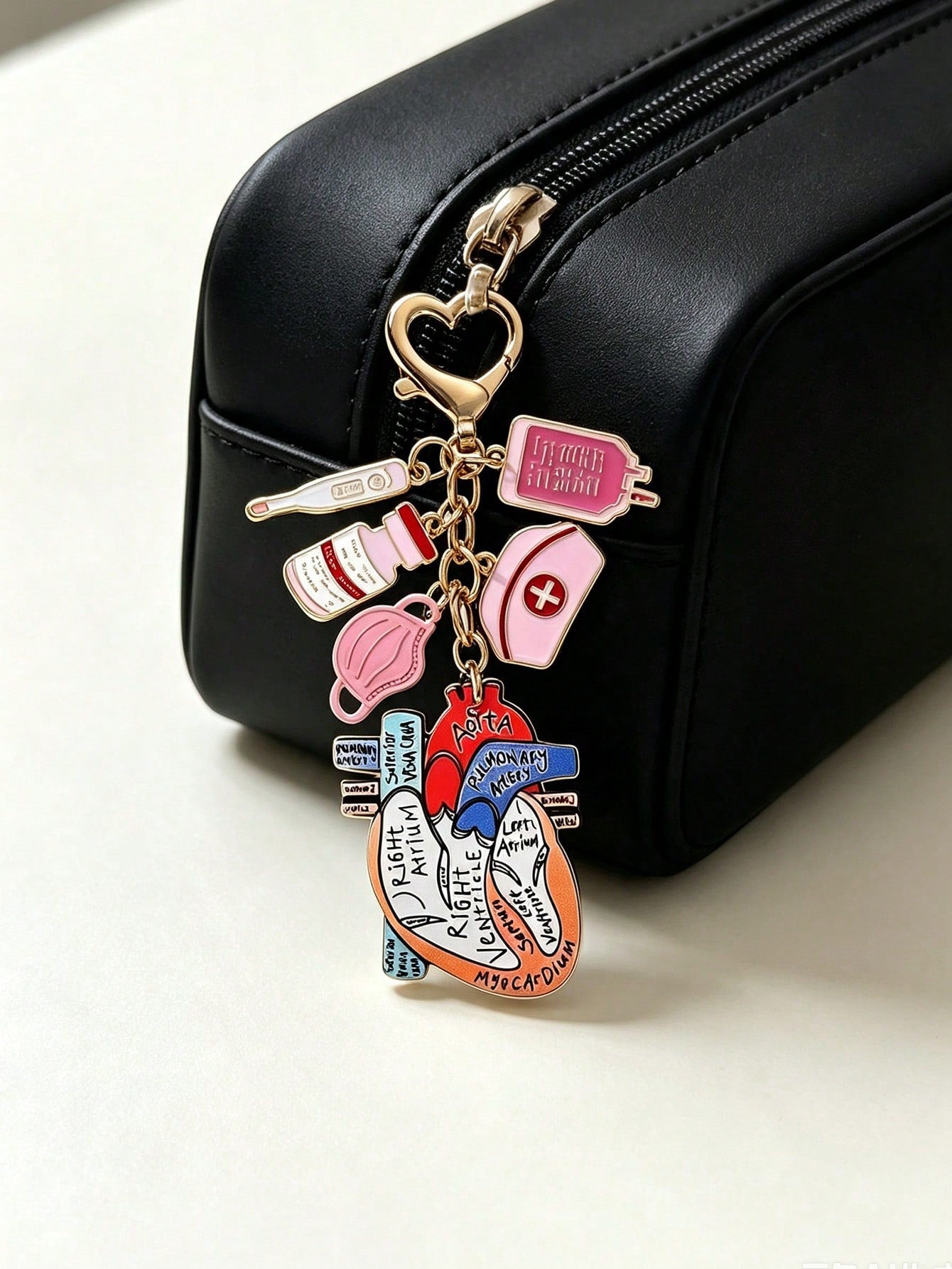Nurse Doctor Theme Pendant, Acrylic Double-Sided Heart Pattern, Nurse Theme Pink Heart-Shaped Keychain, Women's Decorative Pendant With Clasp, Perfect Gift For International Nurses Day, Classic Style